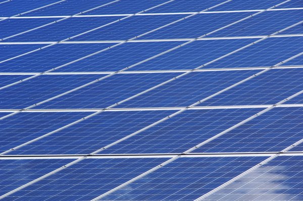 Aide panneaux solaire : les subventions disponibles pour l'installation de panneaux solaires